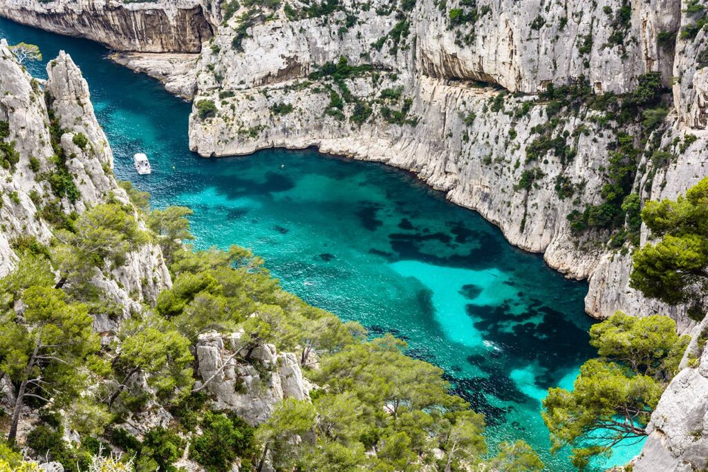 Les légendaires calanques de Marseille